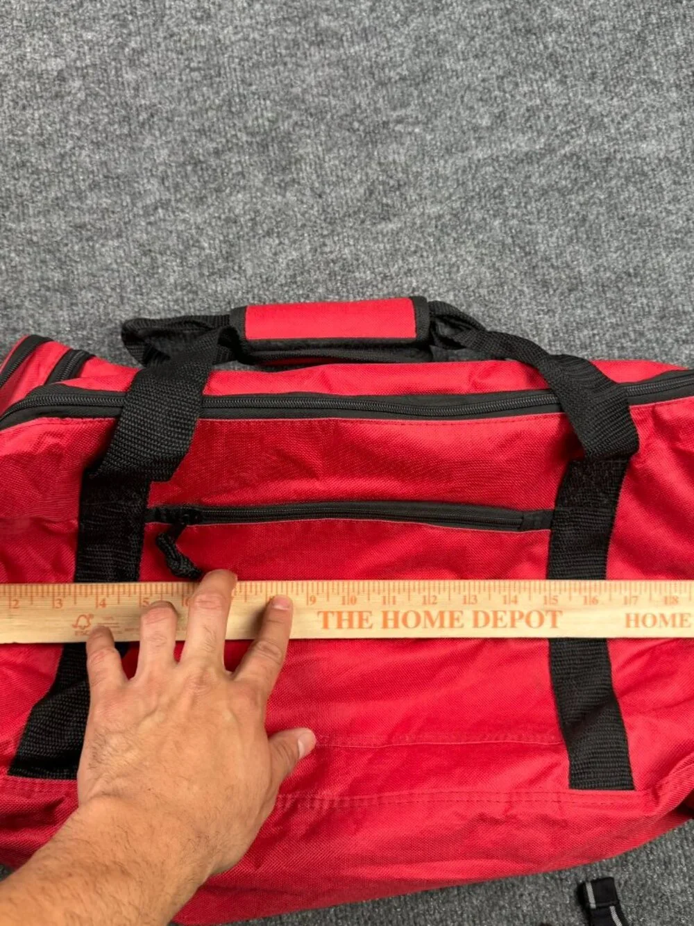 Protégé Unisex Red Cargo Duffel Bag Travel Luggage Gym Carry On 21